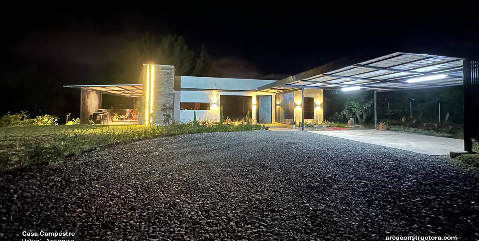 Casa campestre construida por Arca Constructora en el Retiro, Antioquia